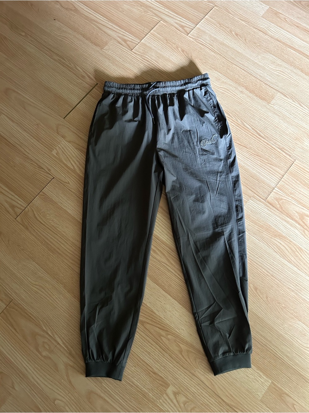 Inaka Power Dark Gray Lightweight Joggers Large